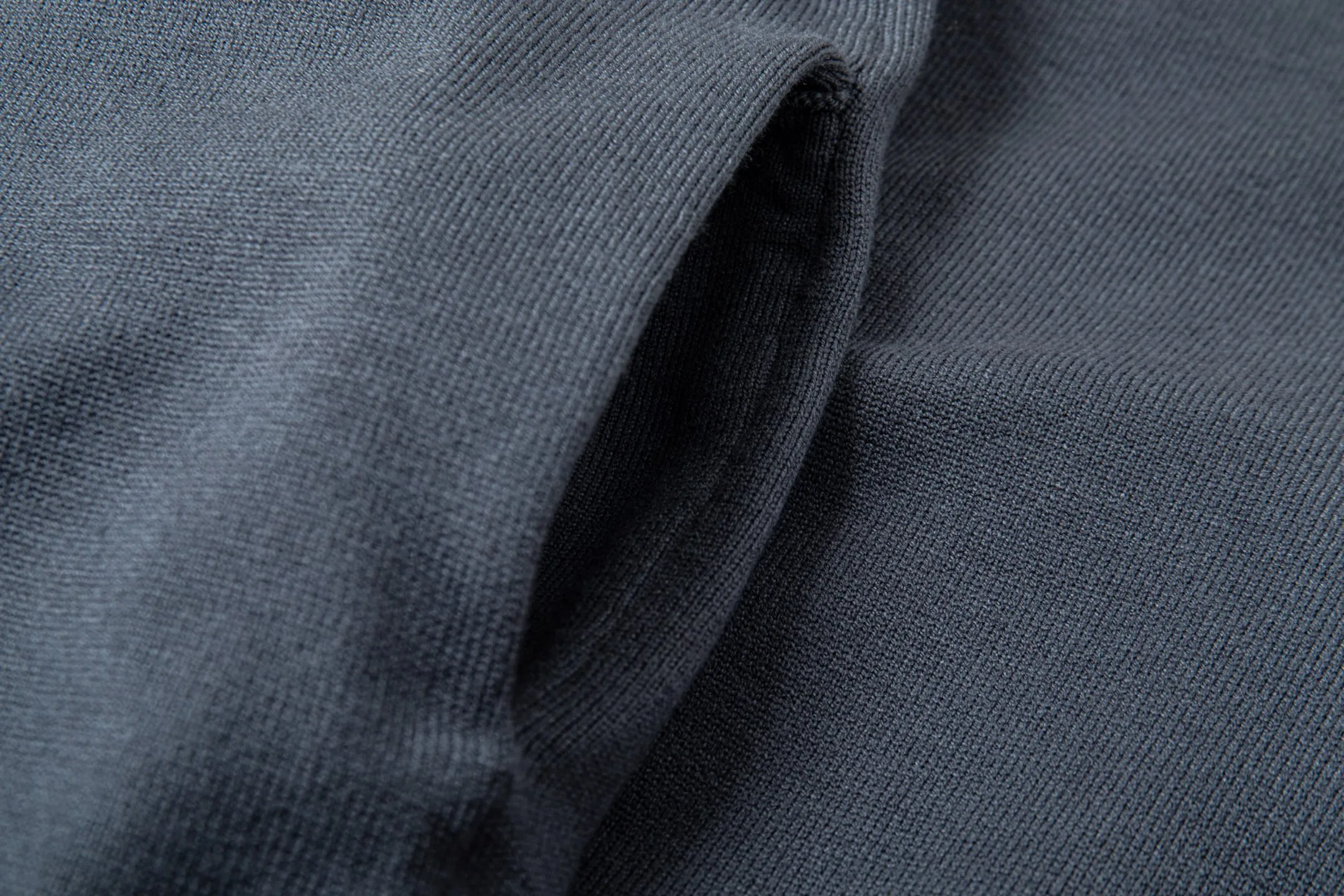 W 2 Classic 9 Size:M L XL XXL Color: Gray Navy Blue